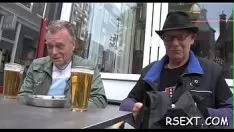 Afspelen Strakke toymissy wordt zwaar mishandeld
