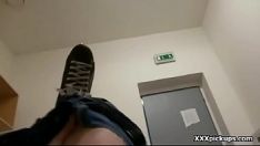 Reproducir Cutie nonprofessional europeo ramera hace turista públicamente 05