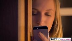 Reproduzir Babys - (aislin, vadhesive transa) - chão em sua chamada