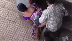 Jouer Maa paros ka gambola sa confab par gand marwta hwa