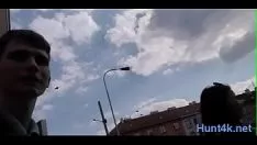 Играть Сладострастная девица трахает член