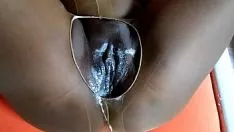 Jouer Trentenaire chatte pleine de collants vers le bas