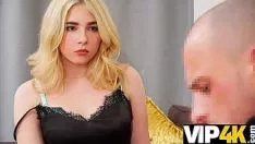 再生 Debt4k。男は大丈夫です思春期のカバーガールとのセックスの形をとるデフレと