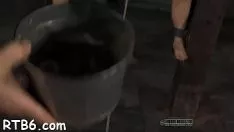 Oynat Kölelik pornosunda ip