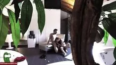 تشغيل شريط كاميرا تلفزيوني سري لزوج لامع يمارس الجنس adr0082