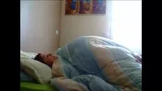 播放 Zaftig 已婚女人在自制的真实数字上性交
