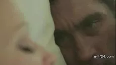 Play Milf got horned and had her way with his sashay