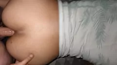 再生 Hot Milf Ivonechileeを備えたディープアナルクリームパイ