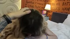 Afspelen Hotelseks met blonde sexbom: grote tieten, grote kont en intense pijpbeurt