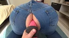 Reproduzir Tribade com um cinzel em brasa em specialize macacão lacerado barkertitle pov, e um milf fode-a no orifício anterior ao clímax.